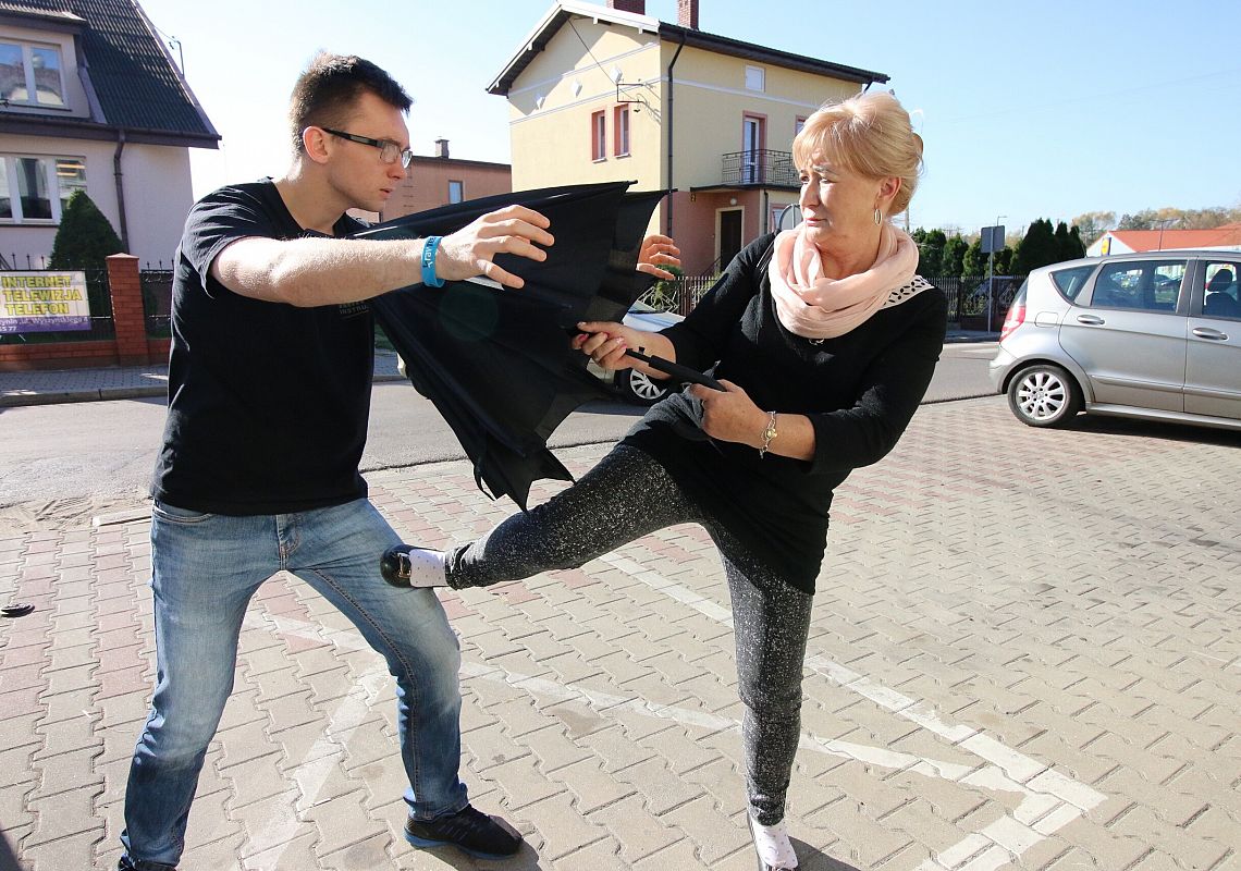 Nigdy nie jest za późno, by zadbać o swoje bezpieczeństwo – Treningi samoobrony dla seniorów.