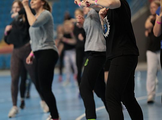 5 powodów, dlaczego każda kobieta powinna umieć się bronić