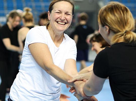 5 powodów, dlaczego każda kobieta powinna umieć się bronić