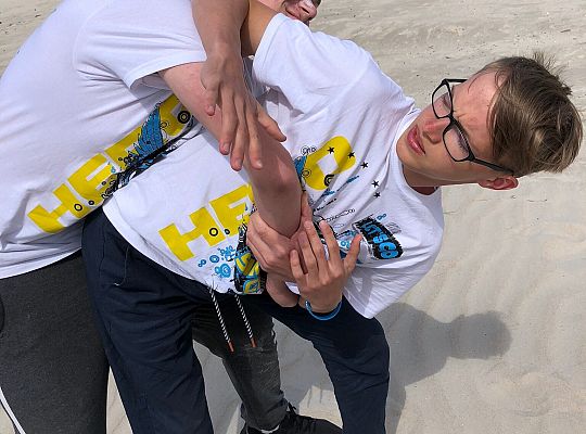 Kurs Samoobrony dla młodzieży i dorosłych w kwietniu